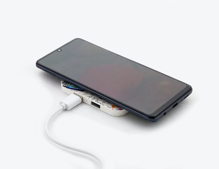 Recycled Hub Wireless Charging
